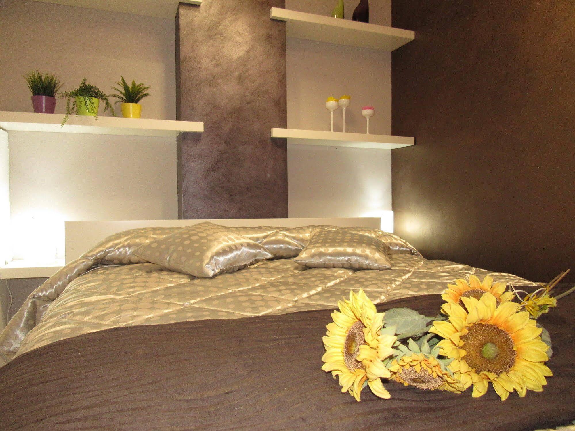 La Voce Del Violino Bed & Breakfast Ragusa Dış mekan fotoğraf